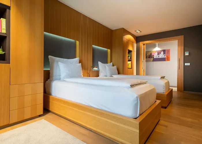 Innside Old Town 4*