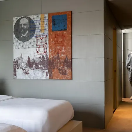 Innside By Meliá Old Town 4*