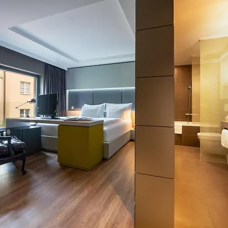 Отель Innside By Melia Old Town 4*
