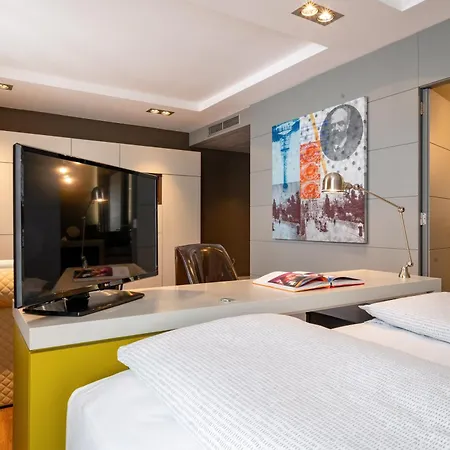 Innside By Meliá Old Town