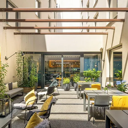 Innside By Meliá Old Town Hotel 4*