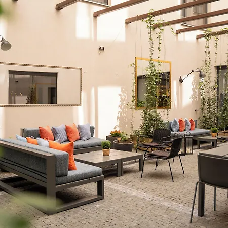 Innside By Meliá Old Town Hotel 4*