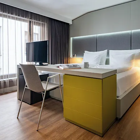 Innside By Meliá Old Town 4*