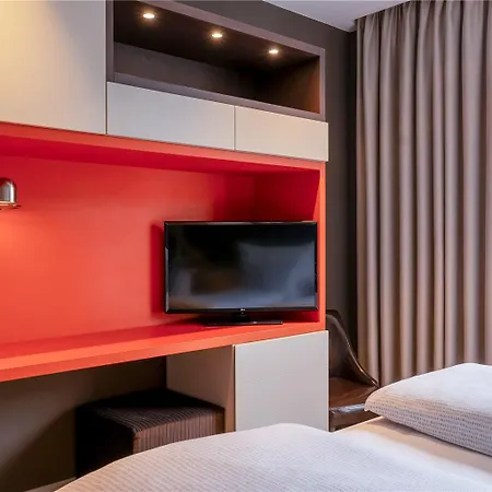 Szálloda Innside By Melia Old Town