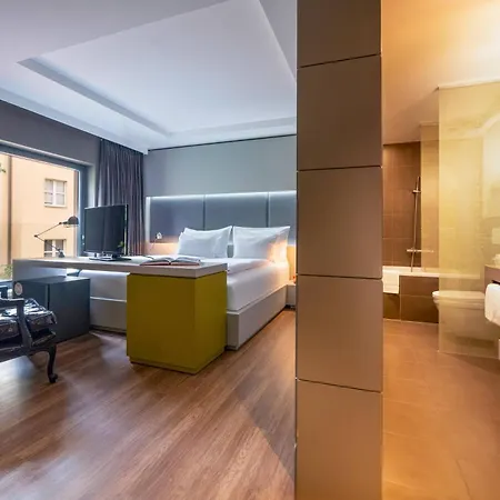 Innside Old Town 4*