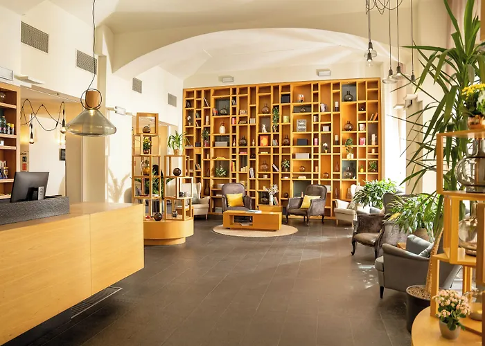 Innside Old Town Hotel 4*