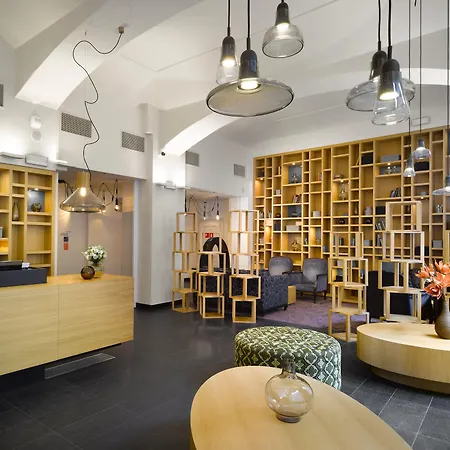 Innside By Meliá Old Town Hotel 4*