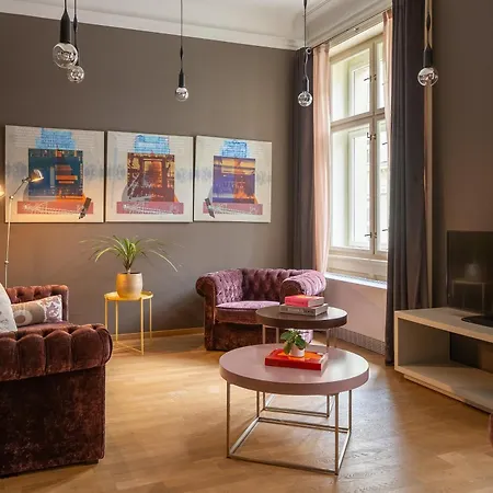 Innside By Meliá Old Town 4*