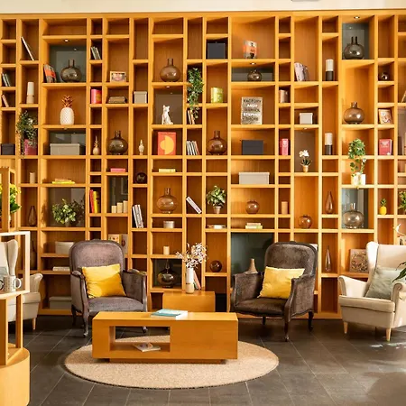 Innside By Meliá Old Town 4*
