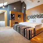 Innside By Melia Old Town فندق براغ