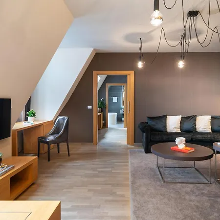 Innside Old Town Hotell Prag