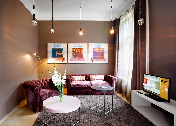 Innside Old Town 4*
